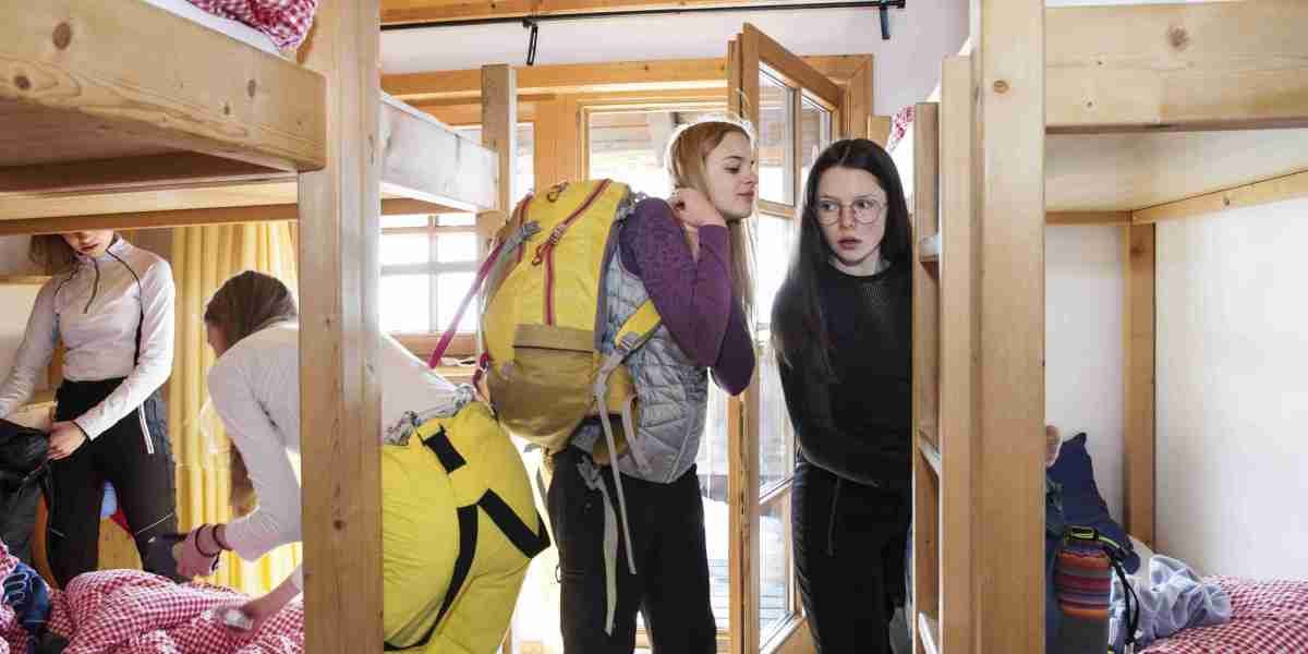 Its History Of Double Bed With Single Bunk On Top